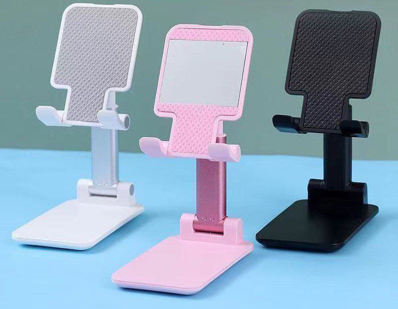 Foldable phone holder